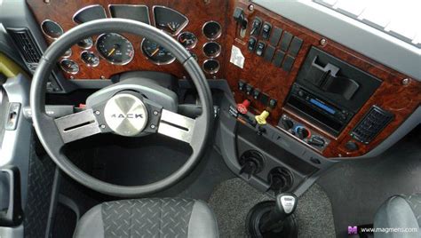 Mack vision interior. #truck #truck #interior #cabin #mack @MackTrucks