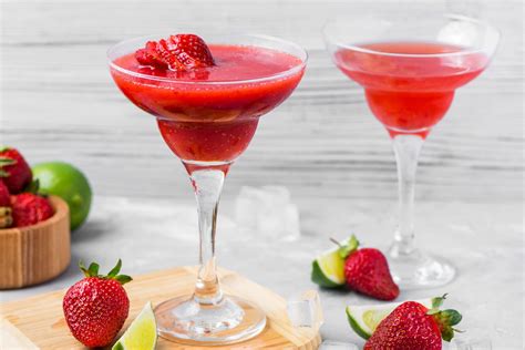 Frozen and Shaken Strawberry Daiquiri Recipes