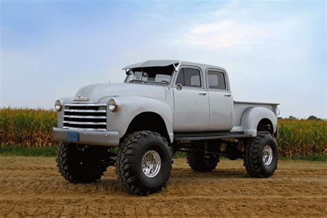 Home-Brewed Monster: Custom ’52 Chevy Crew Cab