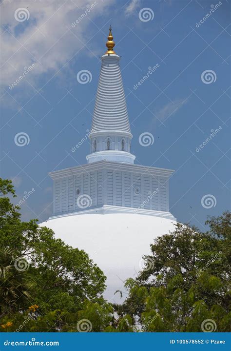 Sri Lanka, Anuradhapura - Ruwanwelisaya Stock Photo - Image of ruwanwelisaya, ancient: 100578552