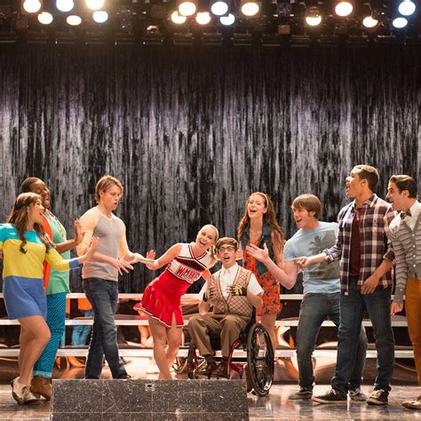 The 10 Best Glee Performances of All Time | Teen Vogue