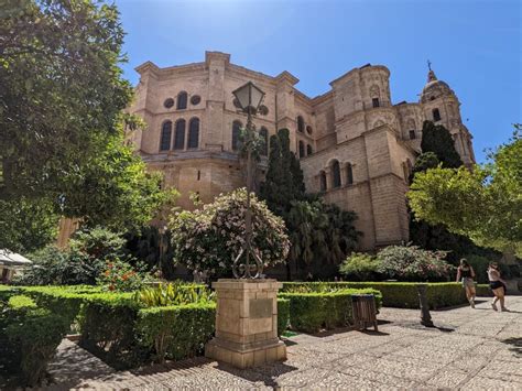 Malaga Cathedral - Interesting details about its history and useful ...