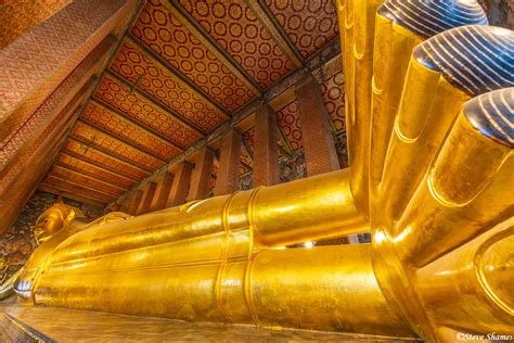 Reclining Buddha | Bangkok Thailand | Steve Shames Photo Gallery