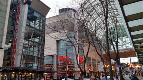 Movie Theater «Regal Cinemas Meridian 16», reviews and photos, 1501 7th Ave, Seattle, WA 98101, USA