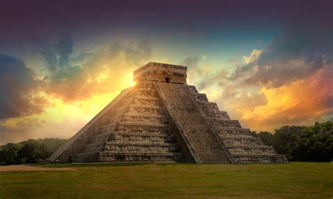 Visit Chichen Itzá at sunset | Mexikoo