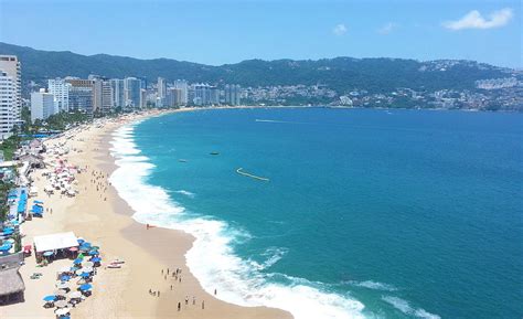 Acapulco Beaches and Activities Are Fun…But Is Acapulco Safe?