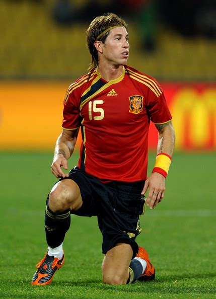 FOOTBALL PLAYER | FAT'S BLOG: Sergio Ramos World Cup 2010 Football Photos