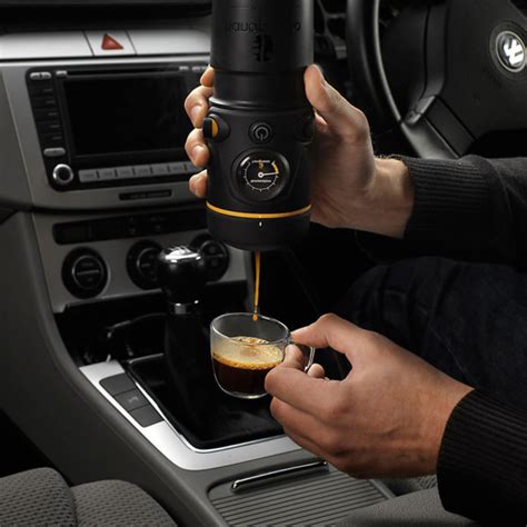 In-car espresso coffee maker by Handpresso | hardtofind.