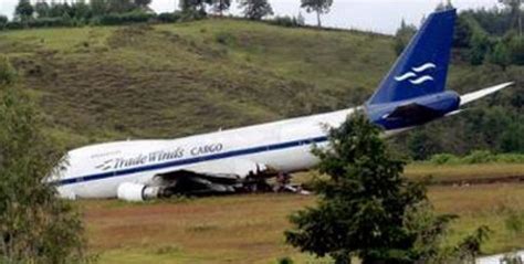 Crash of a Boeing 747-200 in Medellin | Bureau of Aircraft Accidents Archives