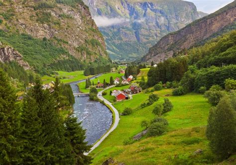 12 Magnificent Mountains in Norway to Add to Your Bucket List | Celebrity Cruises