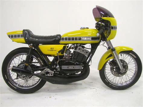 1974 Yamaha Rd 250 Cafe Racer | Reviewmotors.co