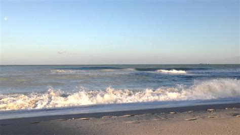 High Tide, lots of waves on Miami beach - YouTube