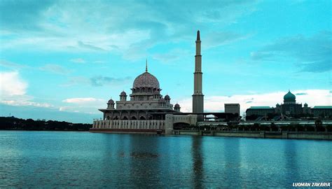 Masjid Cantik Di Malaysia : Gambar 10 Masjid Tercantik Malaysia ... / Located in the town of ...