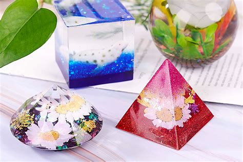 How to make resin art: Essential supplies for making epoxy resin art