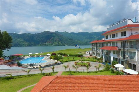 10 Ultimate Lakeside Hotels In Pokhara: Complete 2023 Guide!