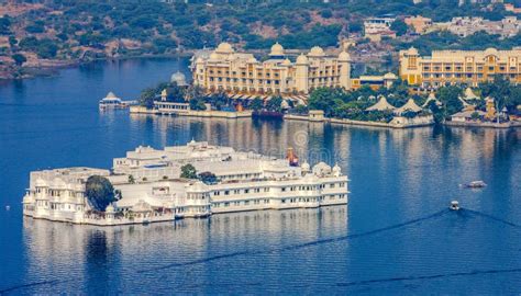 Lake Pichola and Taj Lake Palace , Udaipur, India Stock Image - Image of blue, history: 121439217