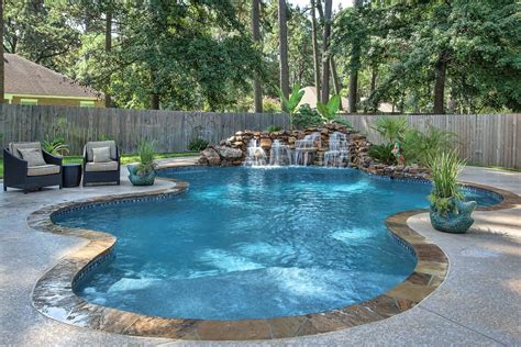 15 Gorgeous Backyard Swimming Pool Ideas That You Can Make Inspiration | Backyard pool ...