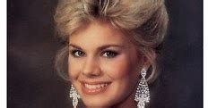 Ask the CROWN: Gretchen Carlson - Miss America 1989 and Emmy Award Winner