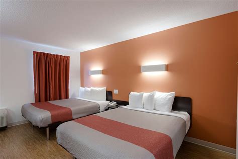 Motel 6 Brandon, MB Brandon, Manitoba, CA - Reservations.com