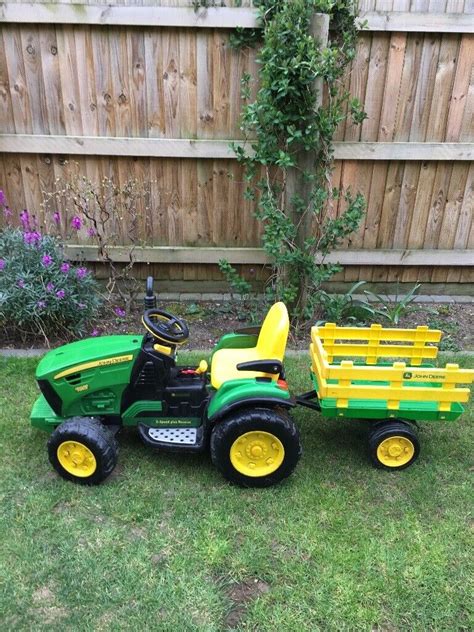 Kids electric John Deere ride on tractor with trailer | in Hethersett, Norfolk | Gumtree