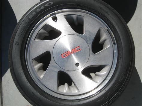 GMC Syclone Typhoon rims