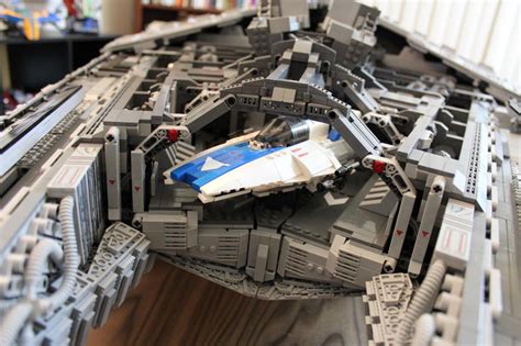 Guy Builds Amazing Lego Star Destroyer With Three-Level Interior (20) » TwistedSifter