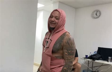 Rey Mysterio unmasked during Tyson Fury meeting before WWE Crown Jewel | Metro News