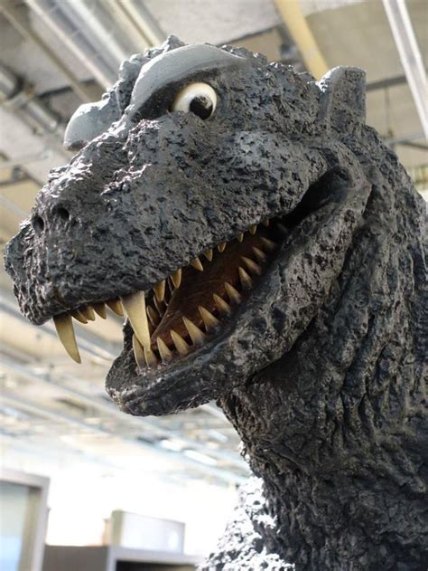 Godzilla Museum: Godzilla 1954 replica suit closeup : GODZILLA