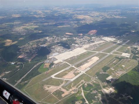 Ramstein Air Base (Germany), taken from a glider : aviation