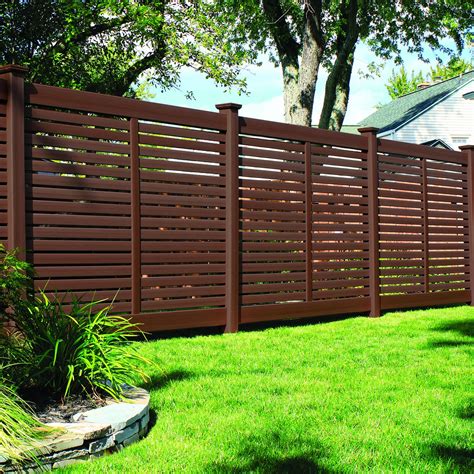 Bufftech Breezewood with TimberGrain Texture Vinyl Fence Panels | Hoover Fence Co.