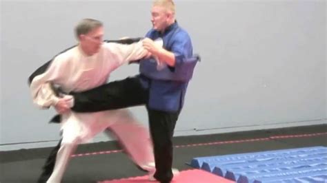 Yang Tai Chi 24 Form Self-Defense - Sifu Ken Gullette - Tai Chi Fighting - YouTube