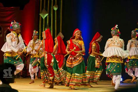 Gujarati Dance Images