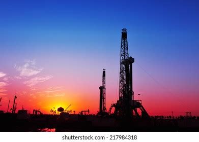 21,210 Oil Rig Sunset Stock Photos, Images & Photography | Shutterstock