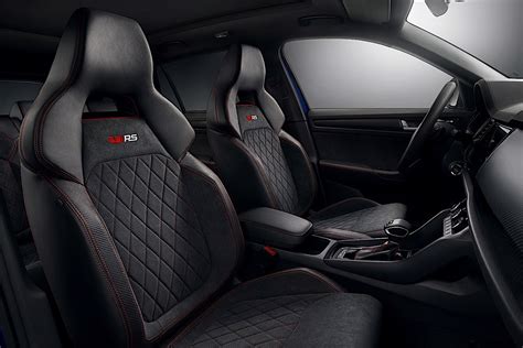 Skoda Kodiaq RS Interior Revealed, Wrapped in Alcantara - autoevolution