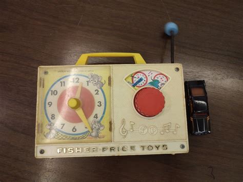 VINTAGE TOY 1971 FISHER PRICE HICKORY DICKORY DOCK WIND UP CLOCK MUSIC ...