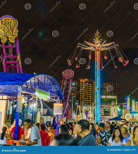 Coney Island Luna Park at Night Brooklyn New York Editorial Stock Photo - Image of states, night ...