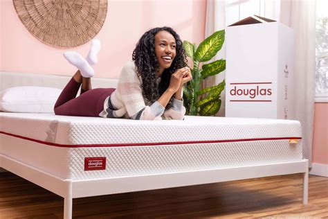 Best Mattresses For Side Sleepers (2024) | Engineer Tested