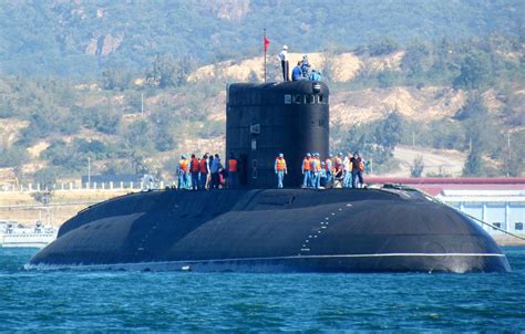 The Russian Navy in Late 2019 Surged a Huge Number of Submarines Into the Atlantic | The ...