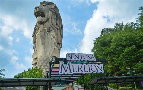 Merlion Sentosa editorial stock image. Image of asian - 250596354