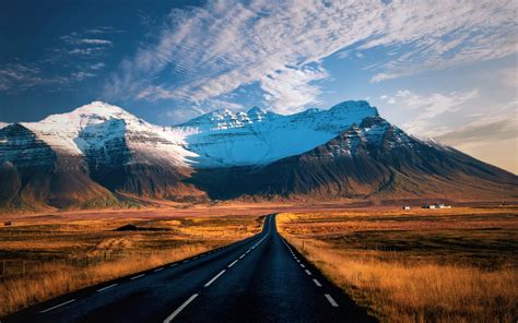 Iceland in August - What to See and Do | Iceland24