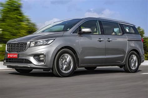 Kia Carnival Prestige (9 Seater) Price, Images, Reviews and Specs - Overview | Autocar India