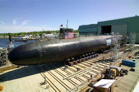 Seawolf-class nuclear attack submarine Jimmy Carter (SSN-23) prior to launch [2000 x 1333 ...