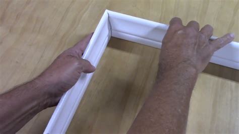 Cool trick for Making Baseboard corners - YouTube