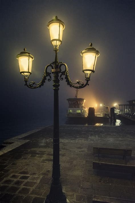 Old Street Lamp Night - LAMPIFA