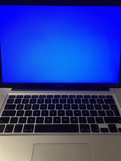 MacBook Pro 2011 blue screen with vertical lines | MacRumors Forums