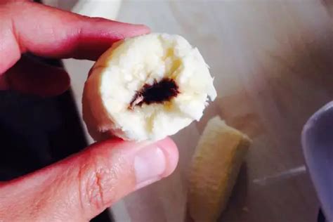 Girl Falls Deathly Ill After Eating Banana With Red Streaks Inside