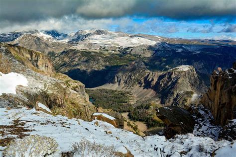 The 12 Best Scenic Drives in Montana That Will Amaze You - The Wild Guides