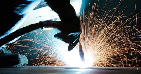 Welding Sparks: Causes and Prevention of Welding Sparks