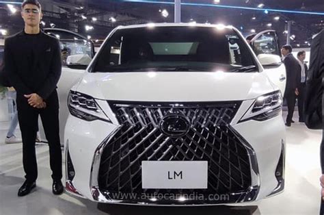 Auto Expo 2023: Lexus LM 300h MPV: design, interior, features, engine and specs | Autocar India