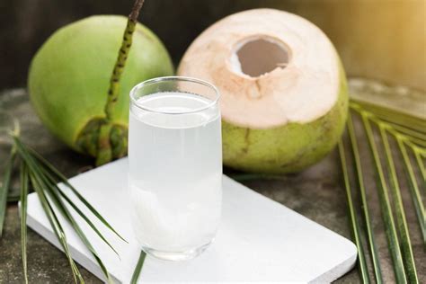 Amazing Beauty Benefits Of Coconut Water - Pragativadi